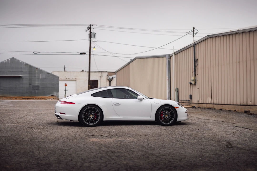 2015 Porsche 991 Carrera 4S - Image 22 of 31