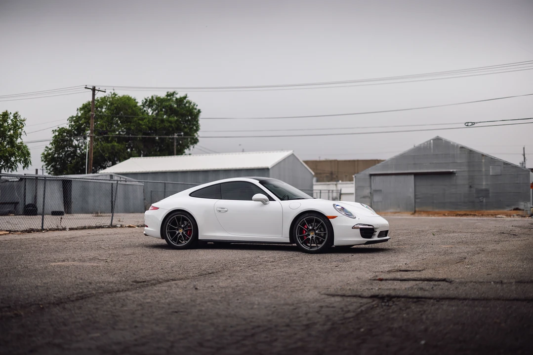 2015 Porsche 991 Carrera 4S - Image 27 of 31