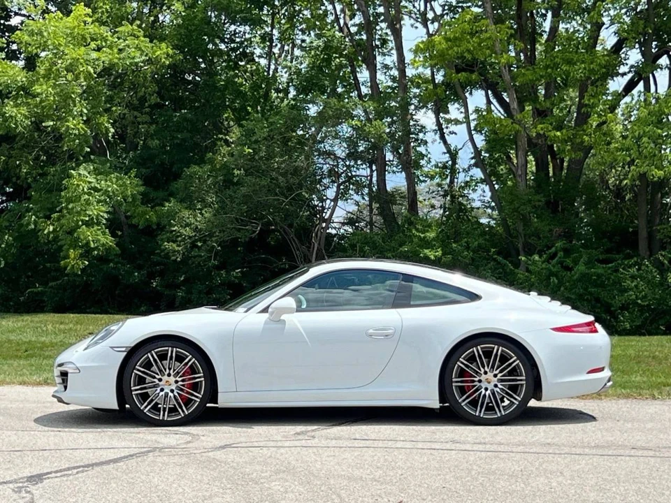 2015 Porsche 991 Carrera 4S - Image 2 of 5