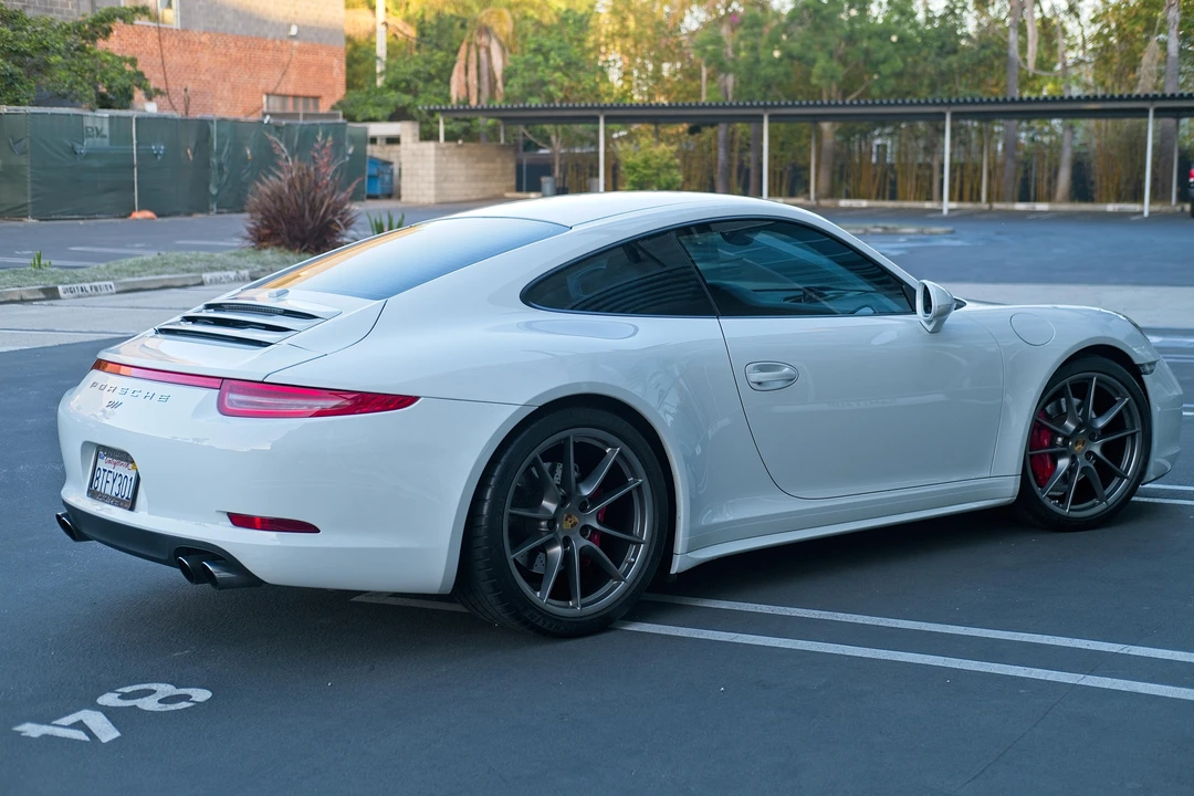 2015 Porsche 991 Carrera 4S - Image 11 of 30