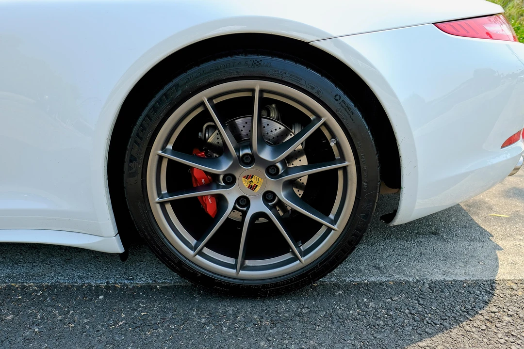 2015 Porsche 991 Carrera 4S - Image 28 of 30