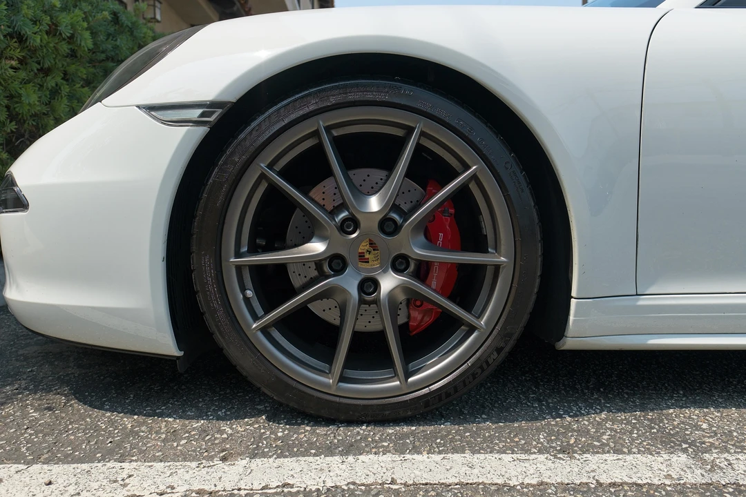 2015 Porsche 991 Carrera 4S - Image 27 of 30