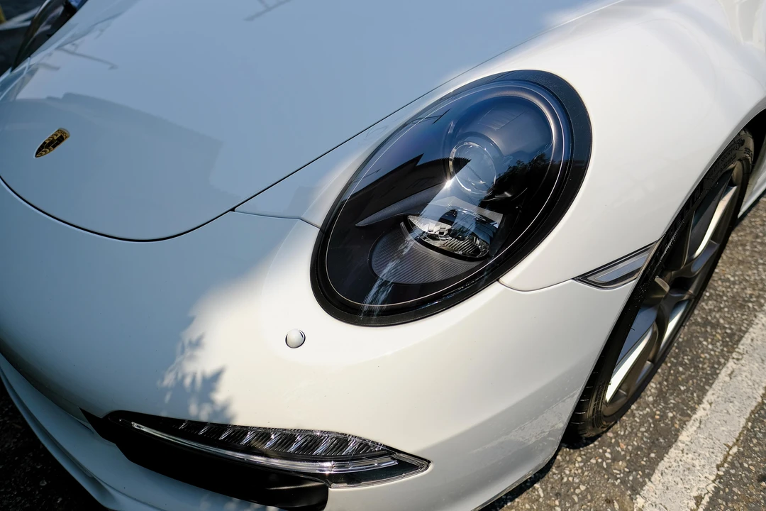 2015 Porsche 991 Carrera 4S - Image 18 of 30