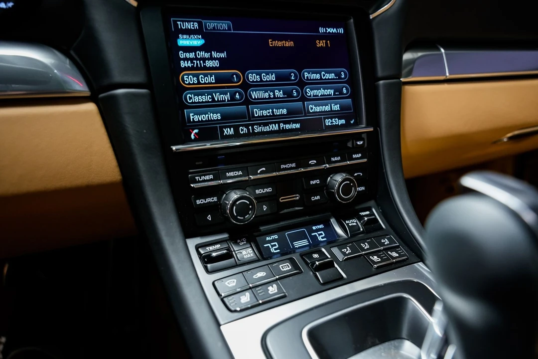 2015 Porsche 991 Carrera 4S - Image 14 of 31