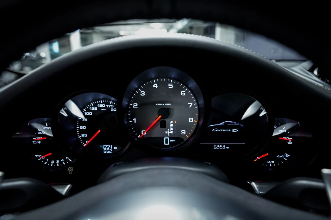 2015 Porsche 991 Carrera 4S - Image 11 of 31