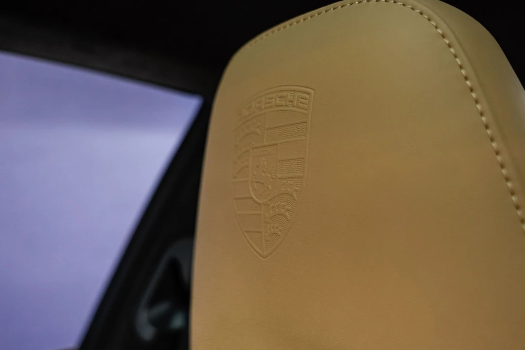 2015 Porsche 991 Carrera 4S - Image 19 of 31