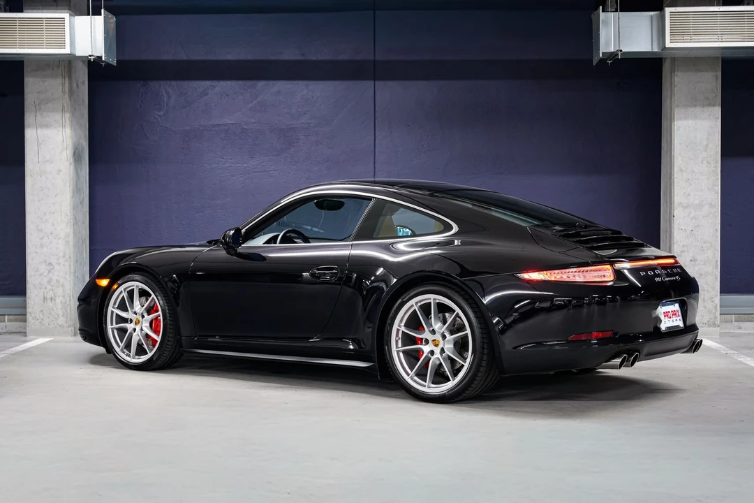 2015 Porsche 991 Carrera 4S - Image 8 of 31