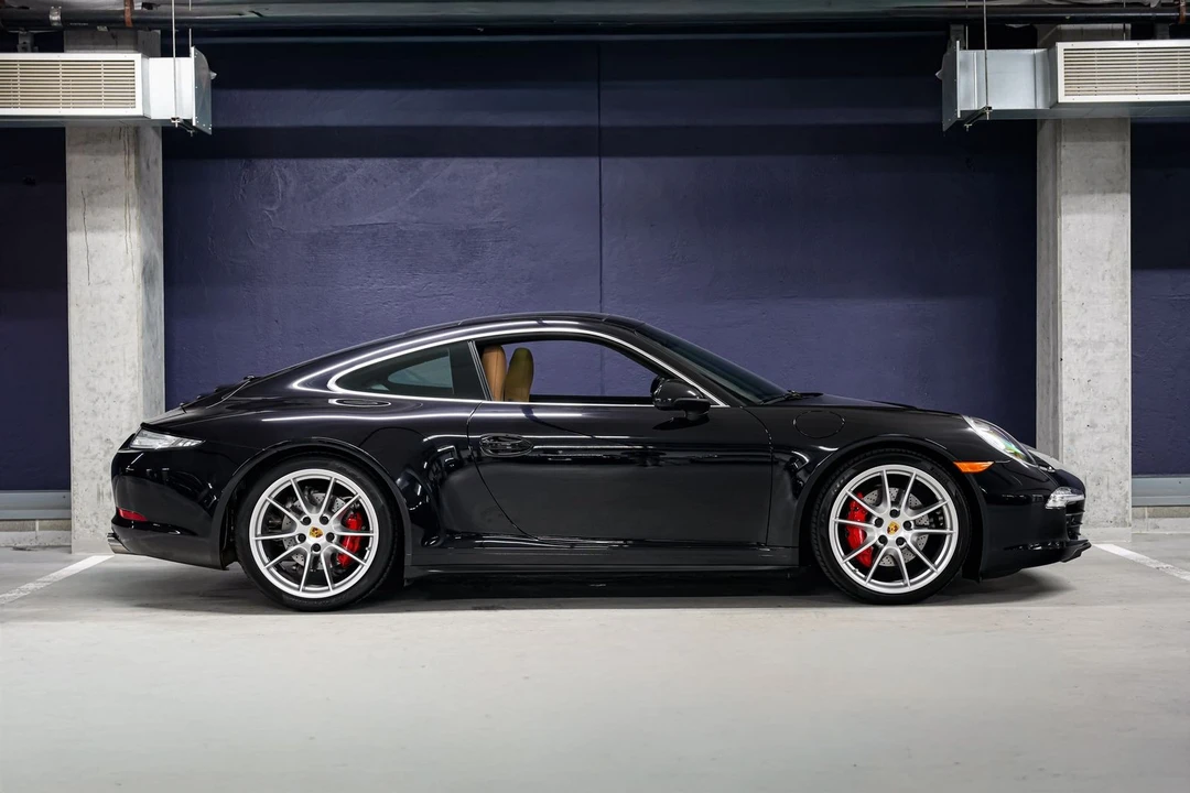 2015 Porsche 991 Carrera 4S - Image 2 of 31
