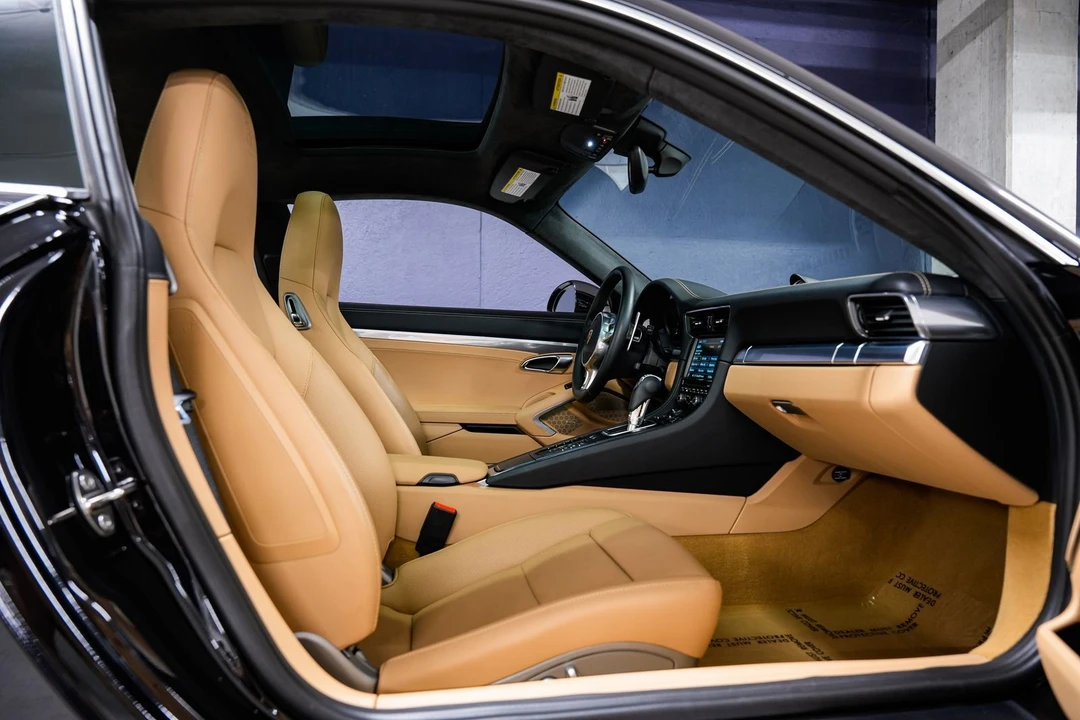 2015 Porsche 991 Carrera 4S - Image 30 of 31