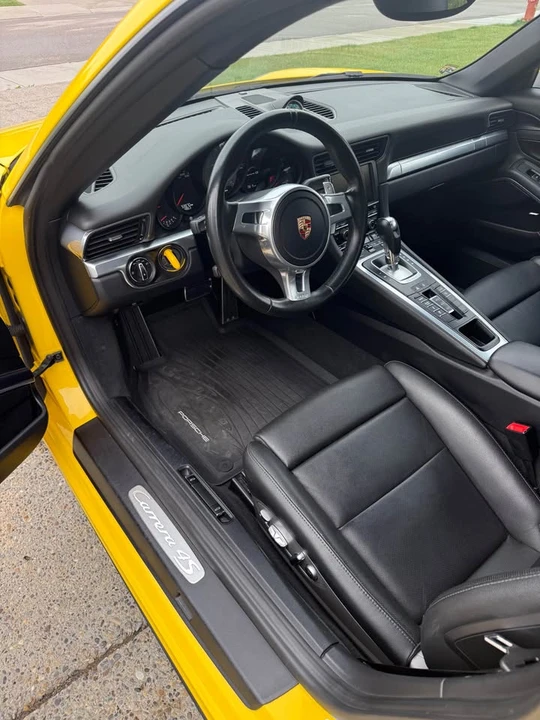 2015 Porsche 991 Carrera 4S - Image 5 of 5