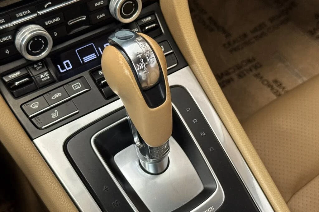 2015 Porsche 991 Carrera - Image 17 of 31