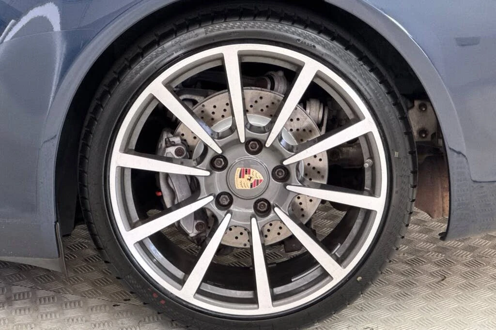 2015 Porsche 991 Carrera - Image 13 of 31