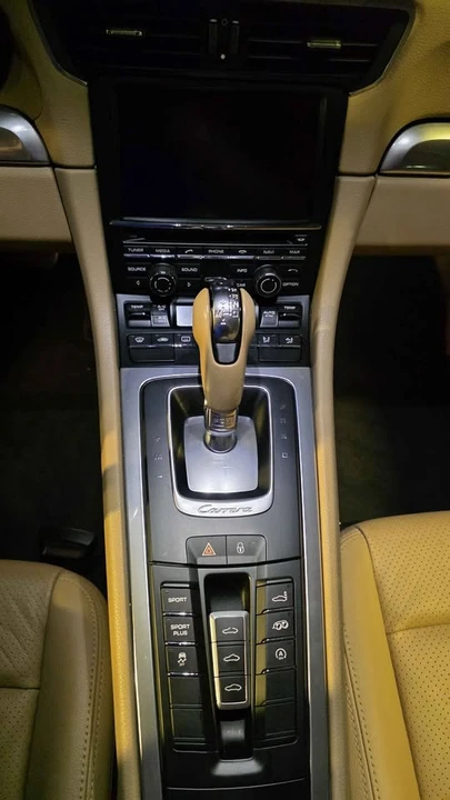 2015 Porsche 991 Carrera - Image 19 of 20