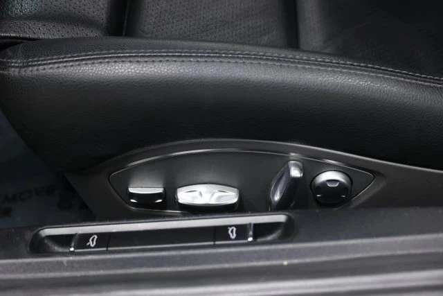 2015 Porsche 991 Carrera - Image 16 of 31