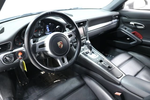 2015 Porsche 991 Carrera - Image 2 of 31