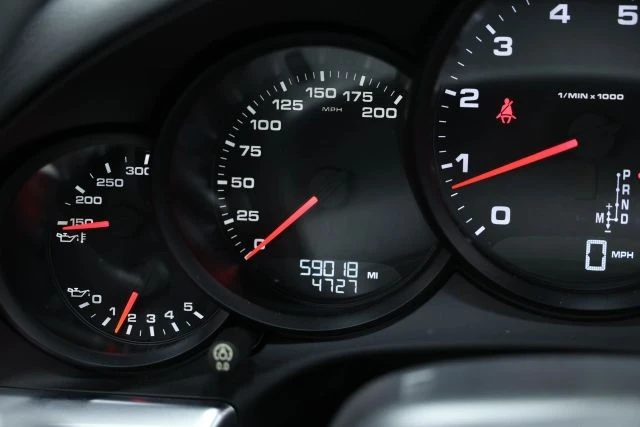 2015 Porsche 991 Carrera - Image 26 of 31
