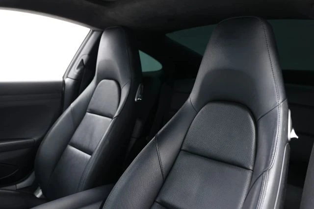 2015 Porsche 991 Carrera - Image 18 of 31