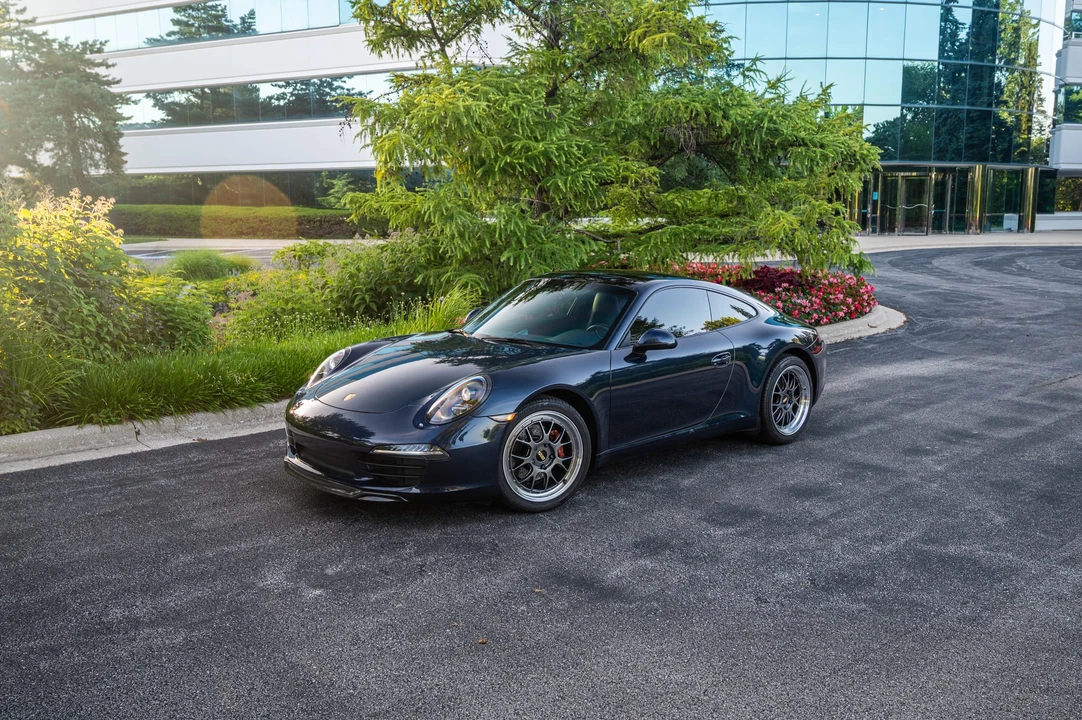 2015 Porsche 991 Carrera - Image 2 of 31