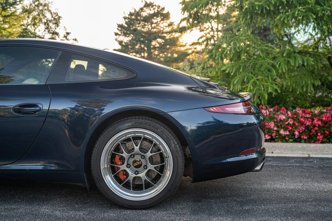 2015 Porsche 991 Carrera - Image 28 of 31