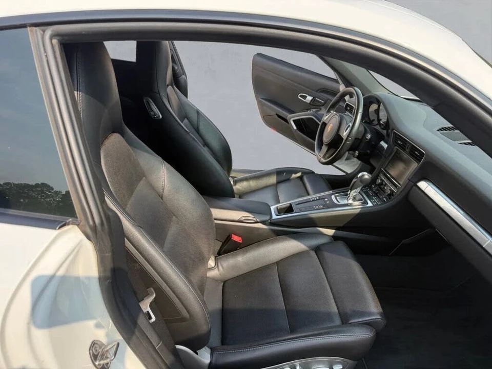 2015 Porsche 991 Carrera - Image 14 of 18