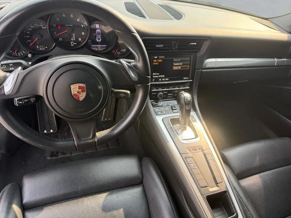 2015 Porsche 991 Carrera - Image 10 of 18