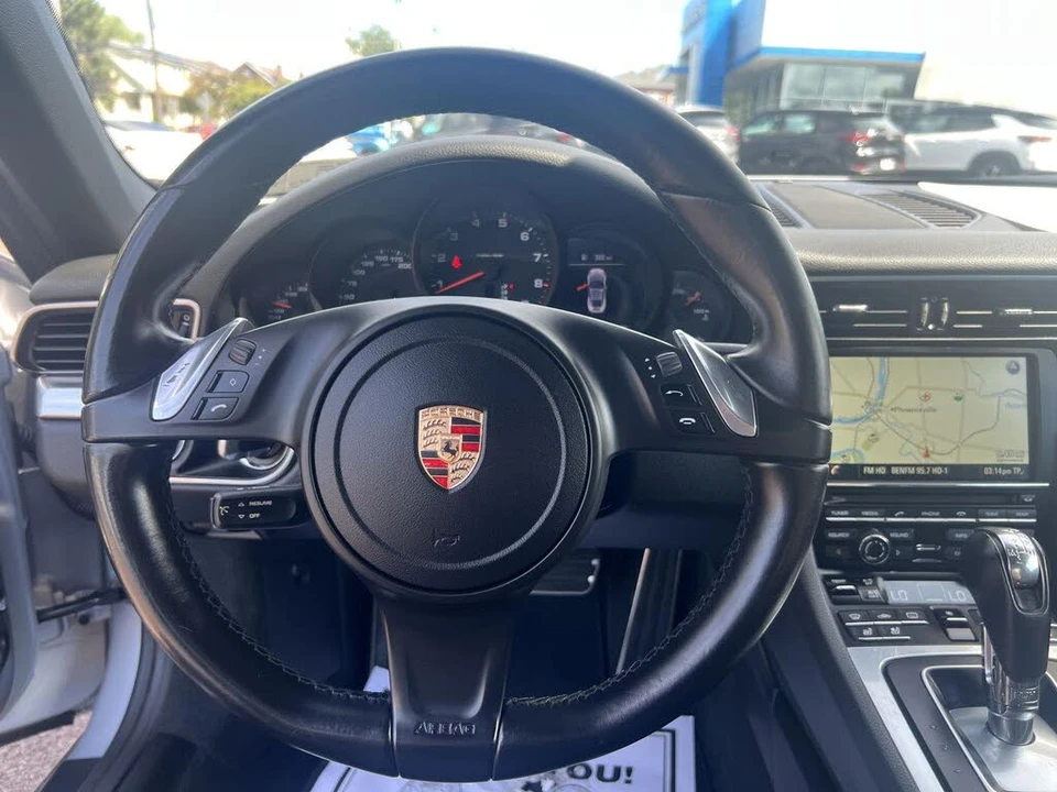 2015 Porsche 991 Carrera - Image 18 of 29