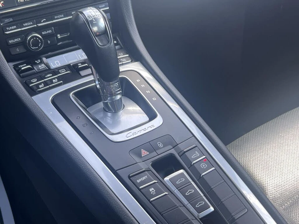 2015 Porsche 991 Carrera - Image 25 of 29