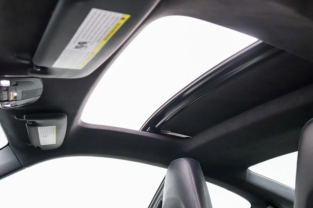 2015 Porsche 991 Carrera - Image 24 of 31