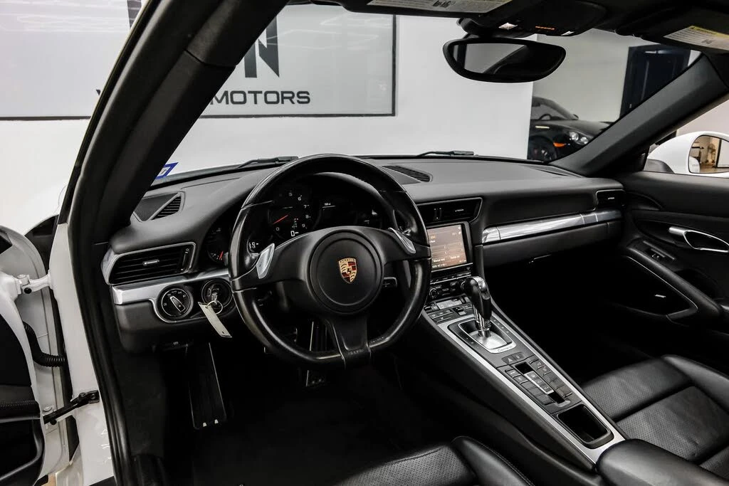 2015 Porsche 991 Carrera - Image 13 of 31