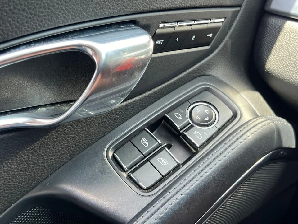 2015 Porsche 991 Carrera - Image 30 of 31