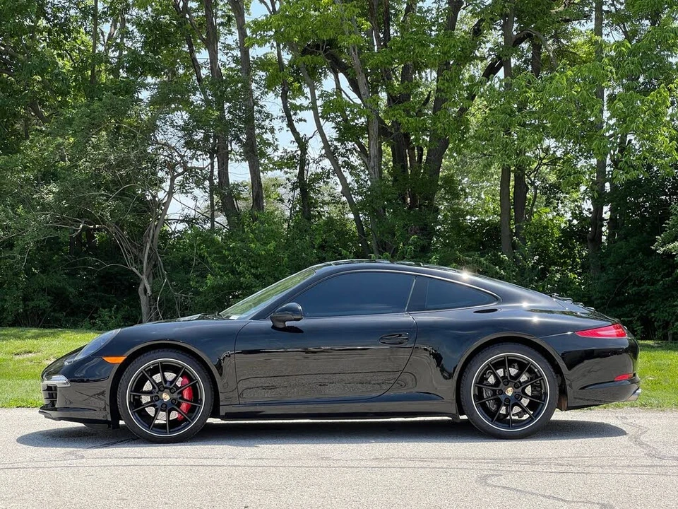 2015 Porsche 991 Carrera - Image 2 of 31