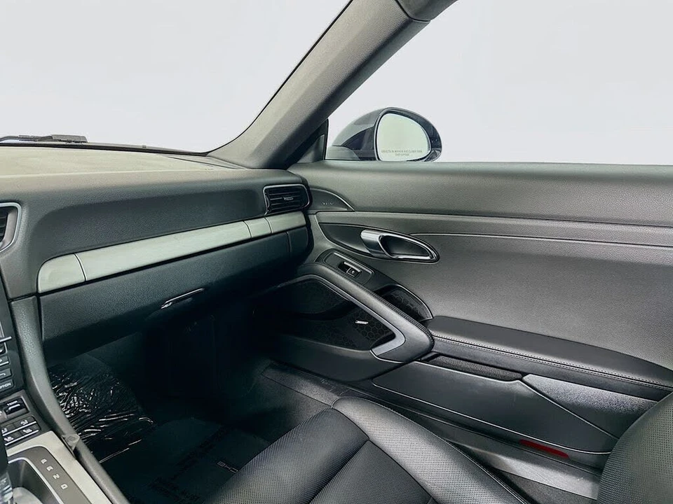 2015 Porsche 991 Carrera - Image 17 of 19