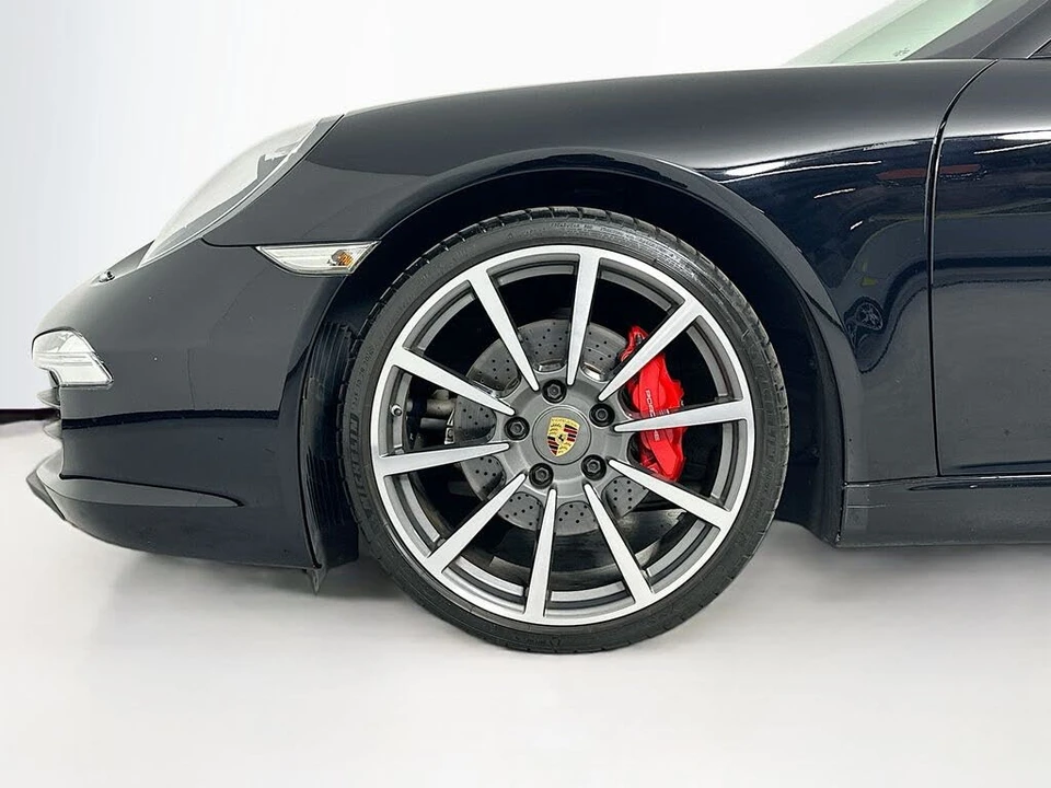 2015 Porsche 991 Carrera - Image 18 of 19