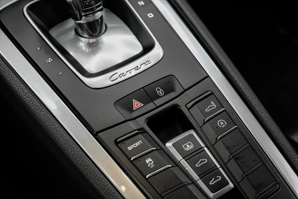 2015 Porsche 991 Carrera - Image 28 of 31