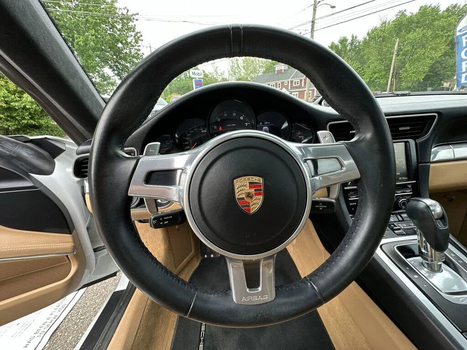 2015 Porsche 991 Carrera - Image 14 of 26