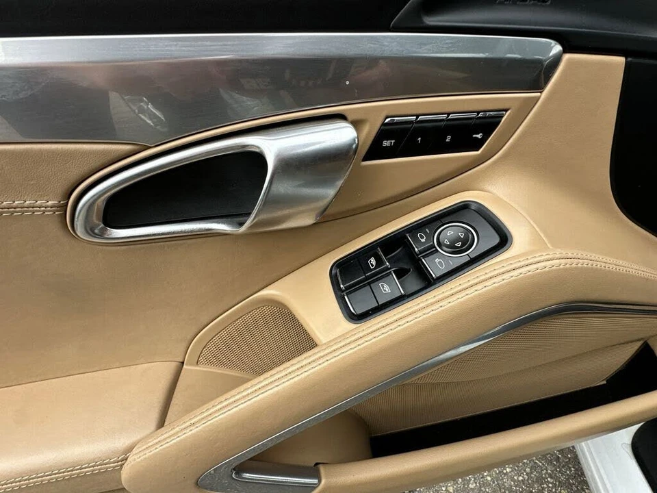 2015 Porsche 991 Carrera - Image 13 of 26