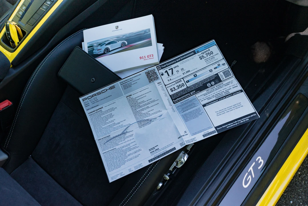 2015 Porsche 991 GT3 - Image 13 of 31