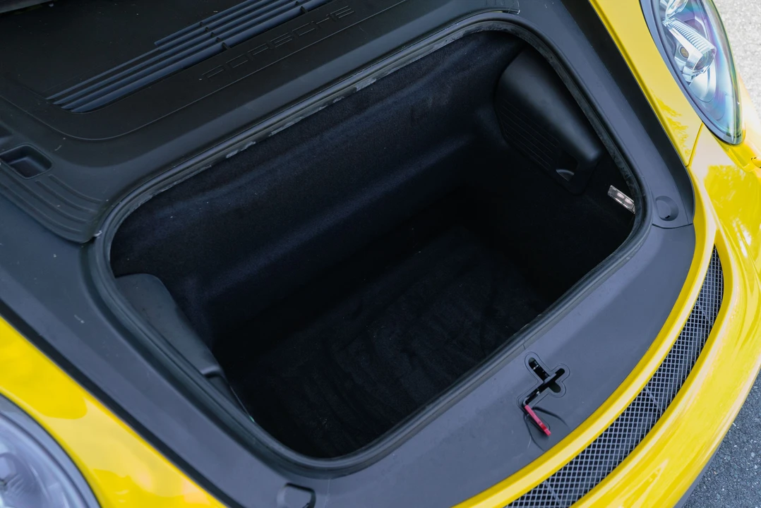 2015 Porsche 991 GT3 - Image 2 of 31