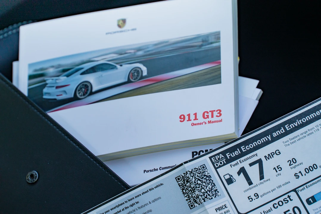 2015 Porsche 991 GT3 - Image 12 of 31