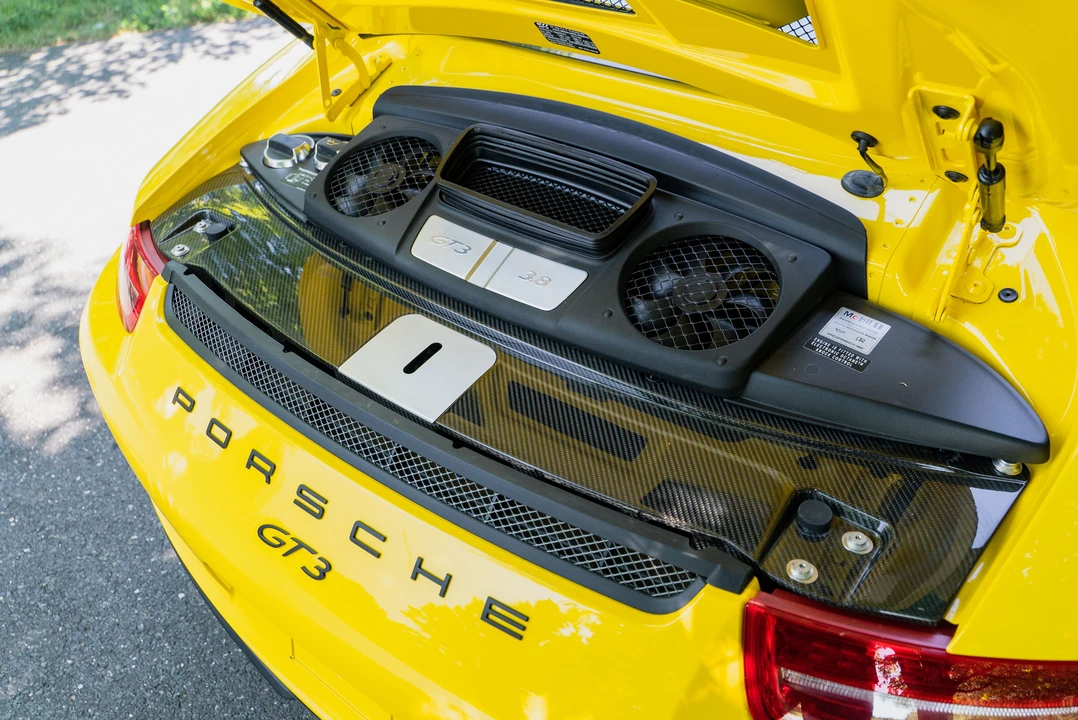 2015 Porsche 991 GT3 - Image 7 of 31