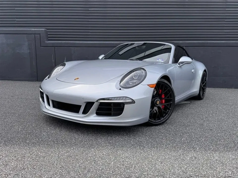 2015 Porsche 991 Carrera GTS - Image 8 of 31