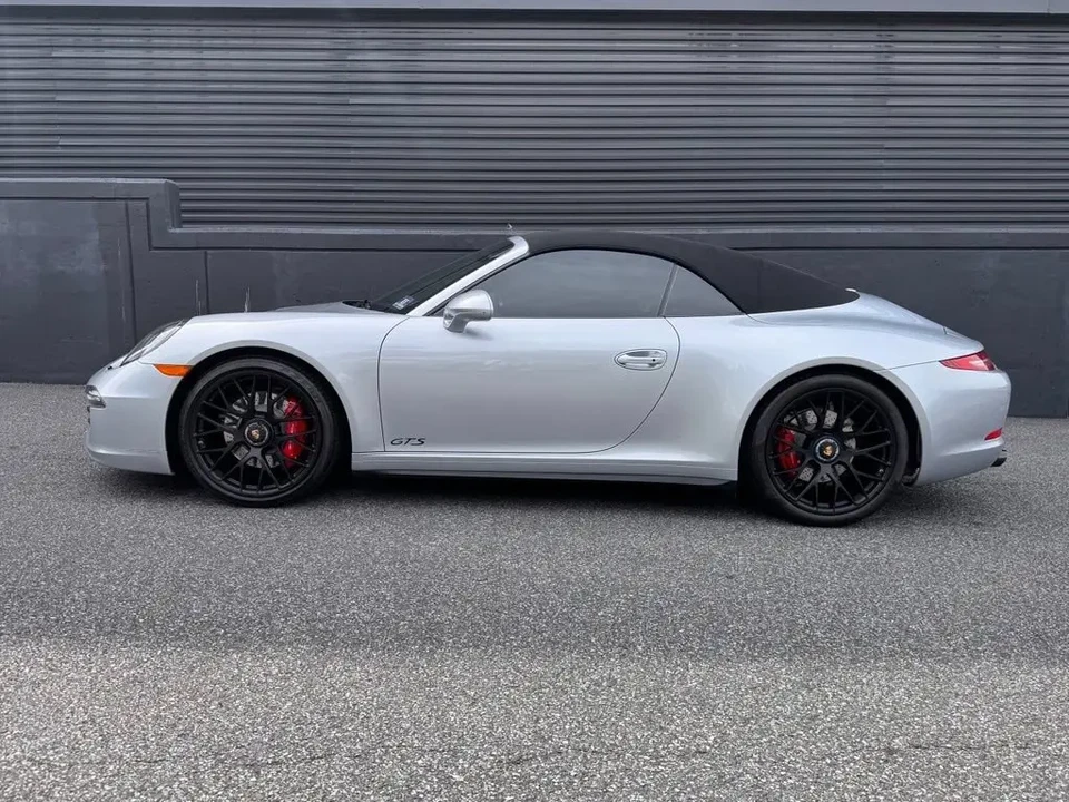 2015 Porsche 991 Carrera GTS - Image 16 of 31