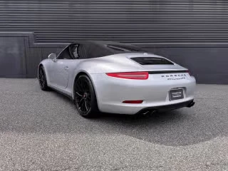 2015 Porsche 991 Carrera GTS - Image 17 of 31