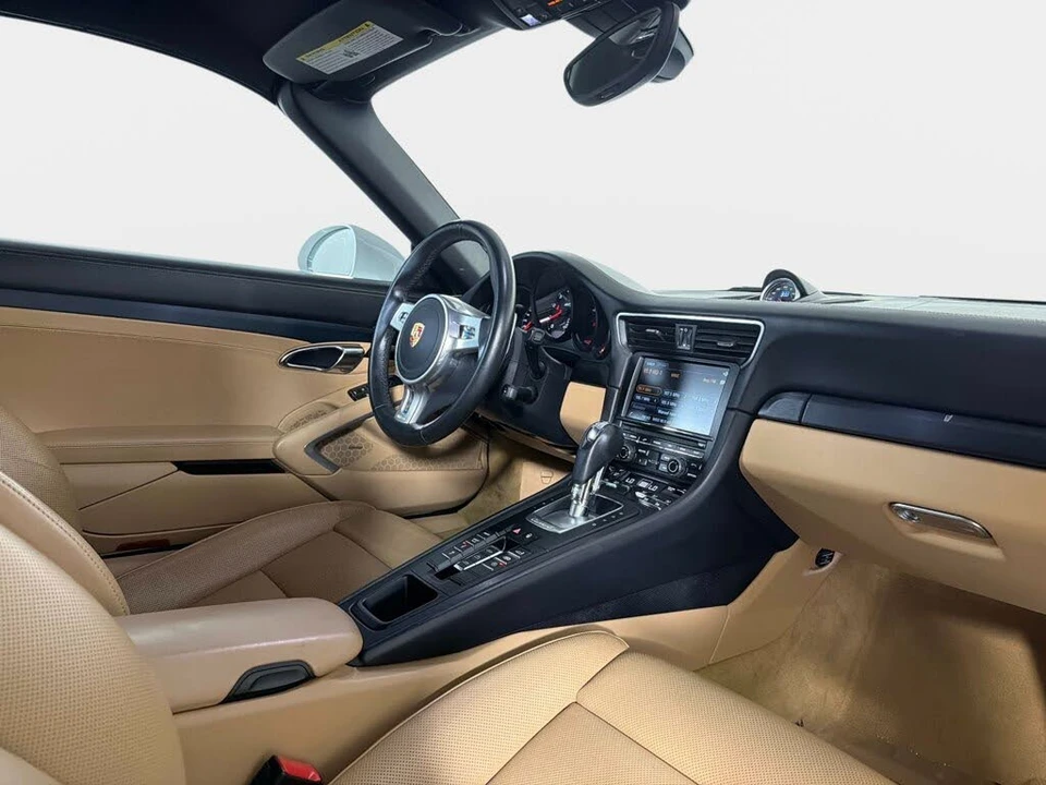 2015 Porsche 991 Carrera GTS - Image 28 of 31