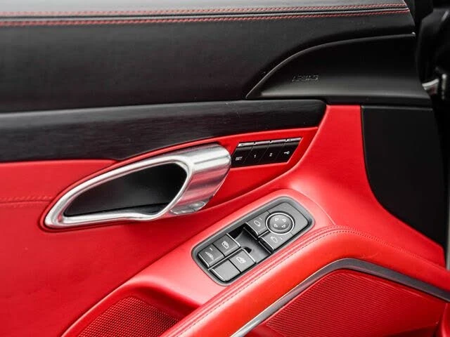 2015 Porsche 991 Carrera GTS - Image 9 of 31