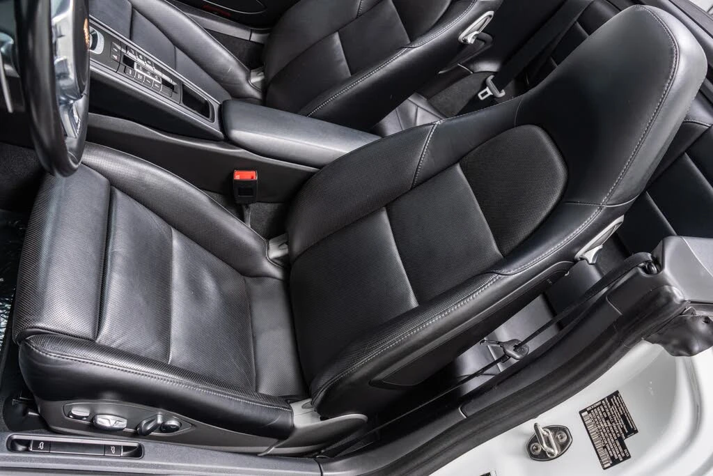 2015 Porsche 991 Carrera GTS - Image 26 of 31