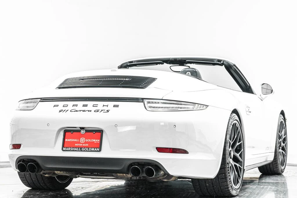 2015 Porsche 991 Carrera GTS - Image 9 of 31