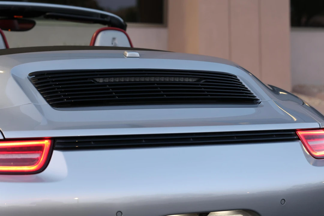 2015 Porsche 991 Carrera GTS - Image 26 of 31