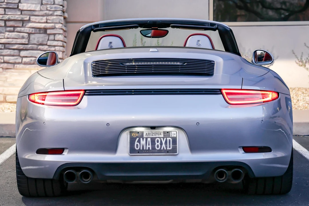 2015 Porsche 991 Carrera GTS - Image 5 of 31