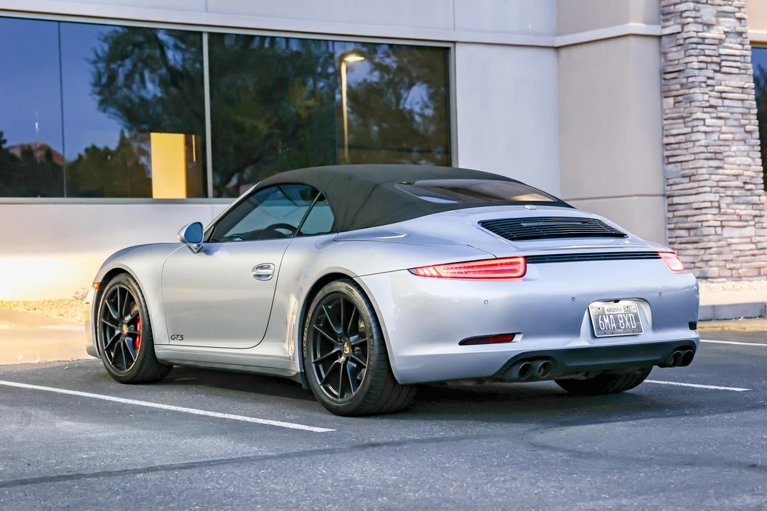 2015 Porsche 991 Carrera GTS - Image 9 of 31
